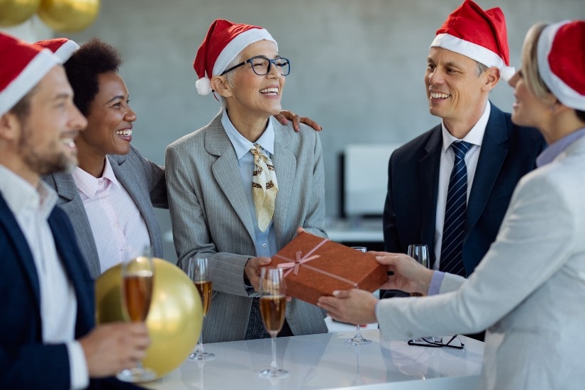 Christmas Bonus While on Workers' Compensation: Maximize Your Benefits!